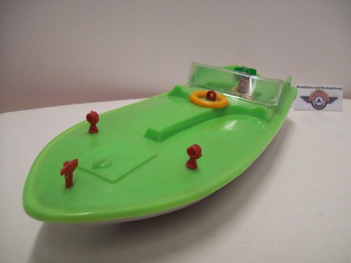 Sportboot mit figur - sportboot, figur,