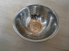 Stand Küchensieb Nudelsieb Abtropfsieb Emaille emailliert ⌀ 18 cm rot/Silber gut