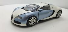 1:18 AUTOart Bugatti Veyron 16.4 Production Car Pearl Ice Blue 70908