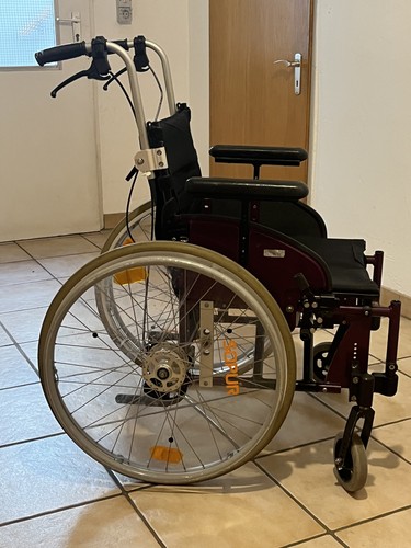 Rollstuhl faltbar leicht - rollstuhl,