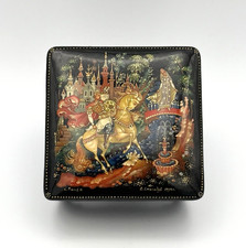 Vintage Lackdose Palech