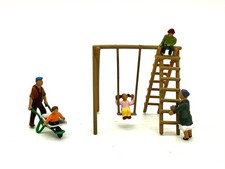Noch Preiser H0 Figuren Spielplatz Großeltern und Enkel 5 Stück neuwertig 1:87