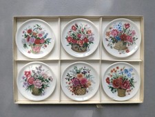 Porzellan Untersetzer für Gläser dekorativ verpackt, Blumendekor, J. Seltmann