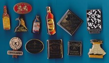 SELTENES SET MIT 12 PINS