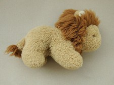 Plüschtier / Kuscheltier Löwe, dunkelbraun, ca. 18 cm lang, ca. 13 cm hoch