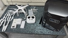 DJI Phantom 4 Pro – Komplettset mit Akku, Ladehub & Hartschalenkoffer