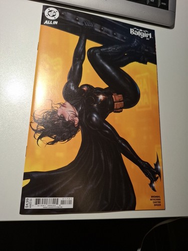 Batgirl 17 double cover - us,