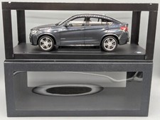 Modellautos 1:18 Paragon BMW X4 Sophisto Grey Dealer Edition mit OVP