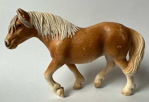 Schleich 13606 haflinger - haflinger, stute
