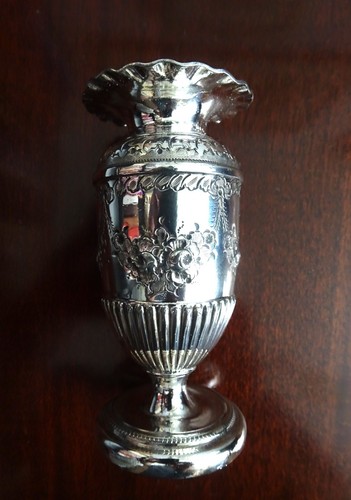 Versilberte vase von james - vase,
