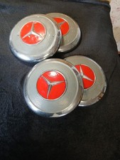 4 Alte Radabdeckungen