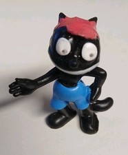 Neffe Dinky (blaue Hose) -