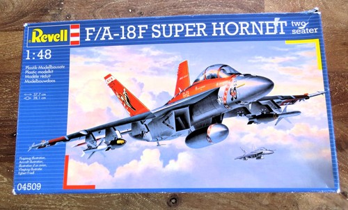 Revell 18 f - -,