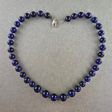 Kobaltblaue Glasperlenkette