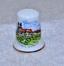 Fingerhut   -  Porzellan -