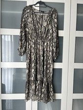 Zara Damen Kleid Gr. L Grau