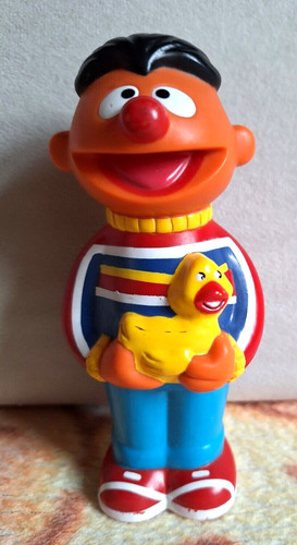 Ernie figur - 🐥🥕ernie, figur🐰🐣