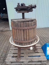 Obstkelter, funktionsfähig als Kelter oder Deko  100kg Fassungsvermögen.