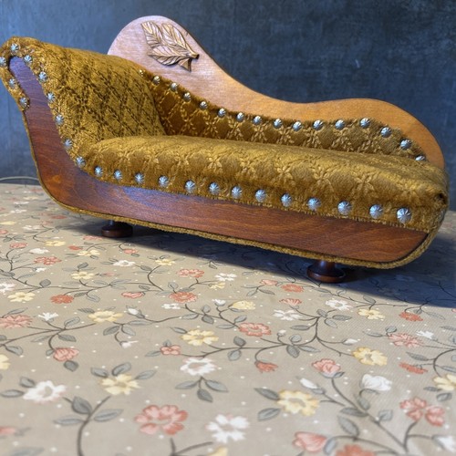 Altes puppensofa ottomane - puppensofa,,