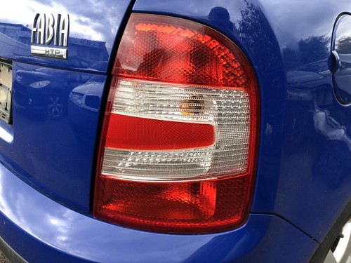 Skoda fabia rückleuchte - skoda, 6y