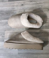 PRIMARK flauschige Hausschuhe mit Kunstfellfutter Flatform  Pantoffel Gr. 38 39