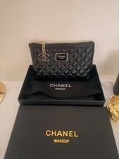 chanel member gift  make up