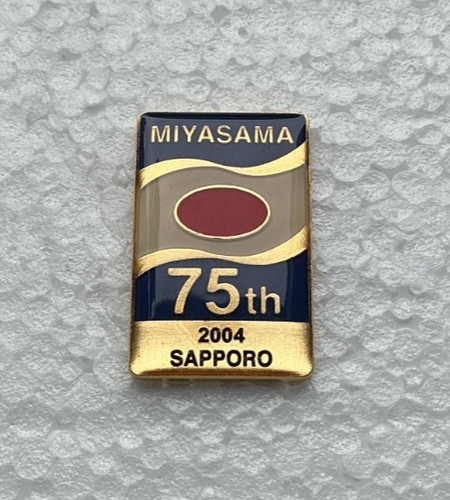 Japan pins miyasama - 75th, 2004