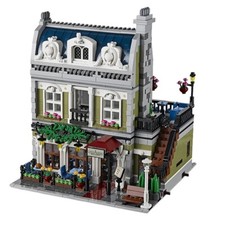 Pariser Restaurant Bauset / 2469 Teile & 5 Figuren