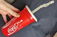 Coca Cola Trinkbecher mit Deckel, Trinkhalm und Halterung Vintage Sammler