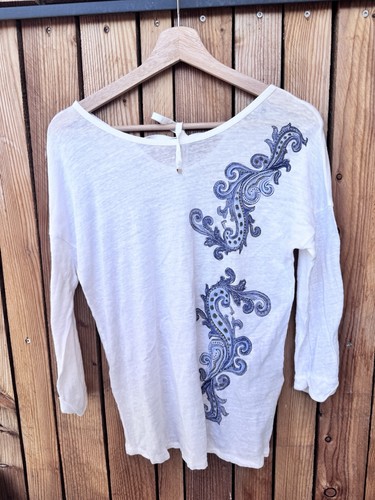 Weißes leinenshirt mit - leinenshirt,