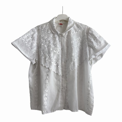Edle vintage trachtenbluse - edle,