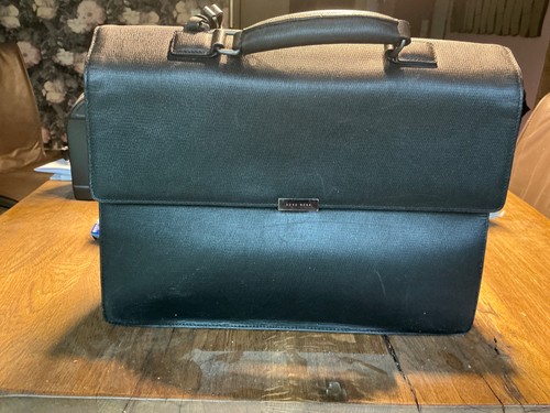 Elegante aktentasche von hugo - elegante,