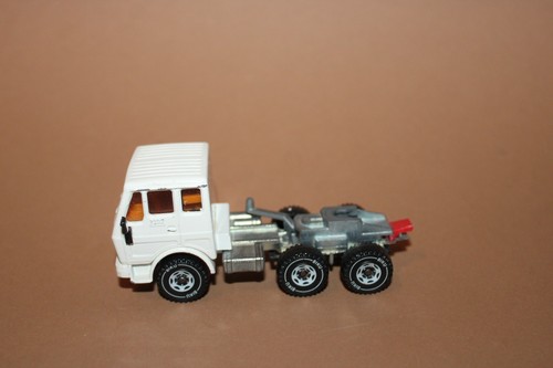 Siku achs zugmaschine - 3,