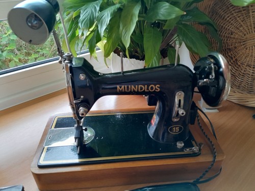 Vintage koffernähmaschine - vintage,
