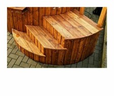 Treppe mit Filterraum für