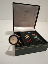 GUCCI Schaltlünette Zifferblatt 12 Farben Damenuhr Armband Gold.