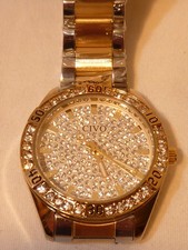 Prachtvolle Strass-Steinchen geschmückte Armbanduhr Cavadini Stil CIVO 8117 neu