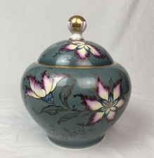 Schöne große Gebäckdose