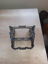 VW Golf 5 Aufnahme Mittelkonsole vorne Doppeldin Rahmen Navi Radio 1K0858005C