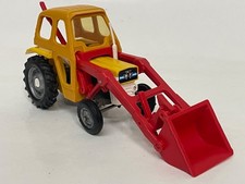 Britains 9572 Massey Ferguson