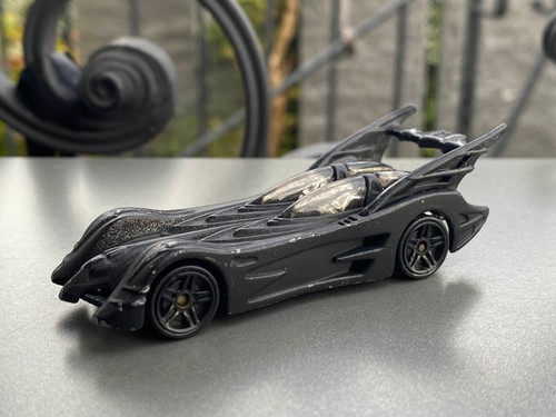 Hot wheels batmobile - hot, |