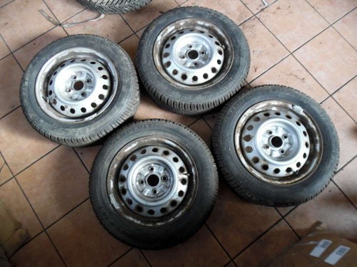 Stahlfelgen mit wintrreifen - 4x,