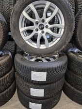 Satz Winterräder auf