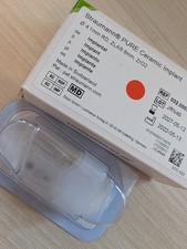 Straumann Pure Ceramic