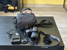 Samsung NX 20 20.3MP