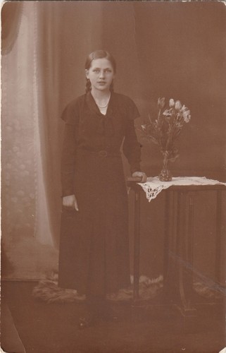 Foto junges mädchen zur - ak,