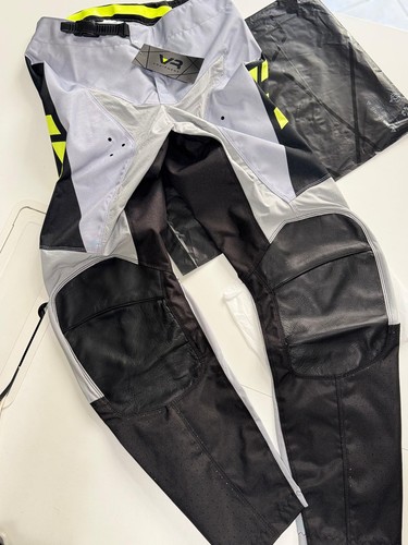 Training pants vr - -,