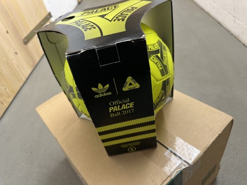 Palace adidas tango - x,