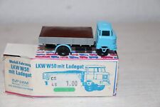 VEB Berlinplast LKW W50 mit