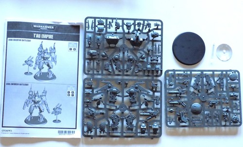 Tau commander kampfanzug - tau,